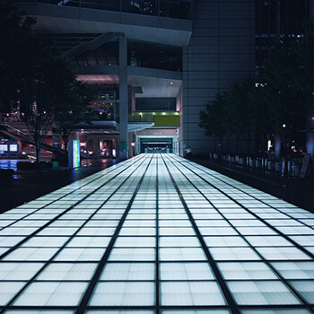 Przedłużenie trwałości kwiatów ciętych w bukiecie — sprawdzone metody